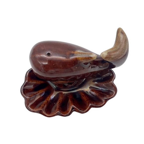 Vintage Whale Ceramic Ashtray / Trinket Dish Brown Dripware Figural Pottery - Picture 5 of 7